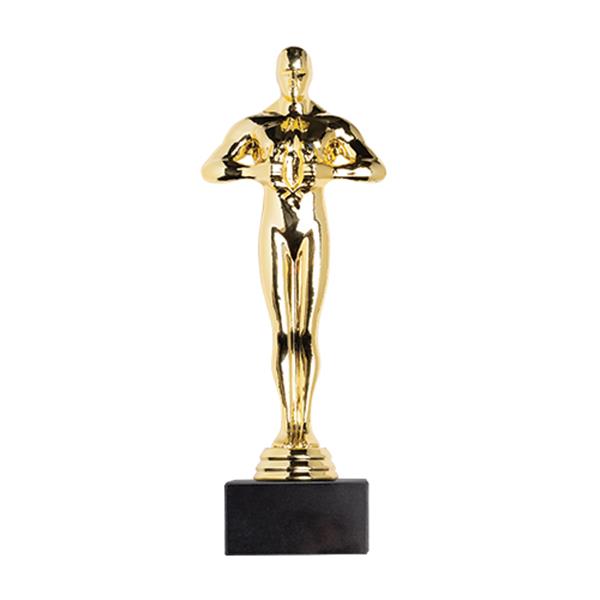 Kuldne kujuke trofee / Harmon